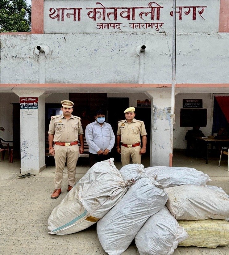 नकली पान मसाला और तंबाकू उत्पादों का भंडाफोड़ः