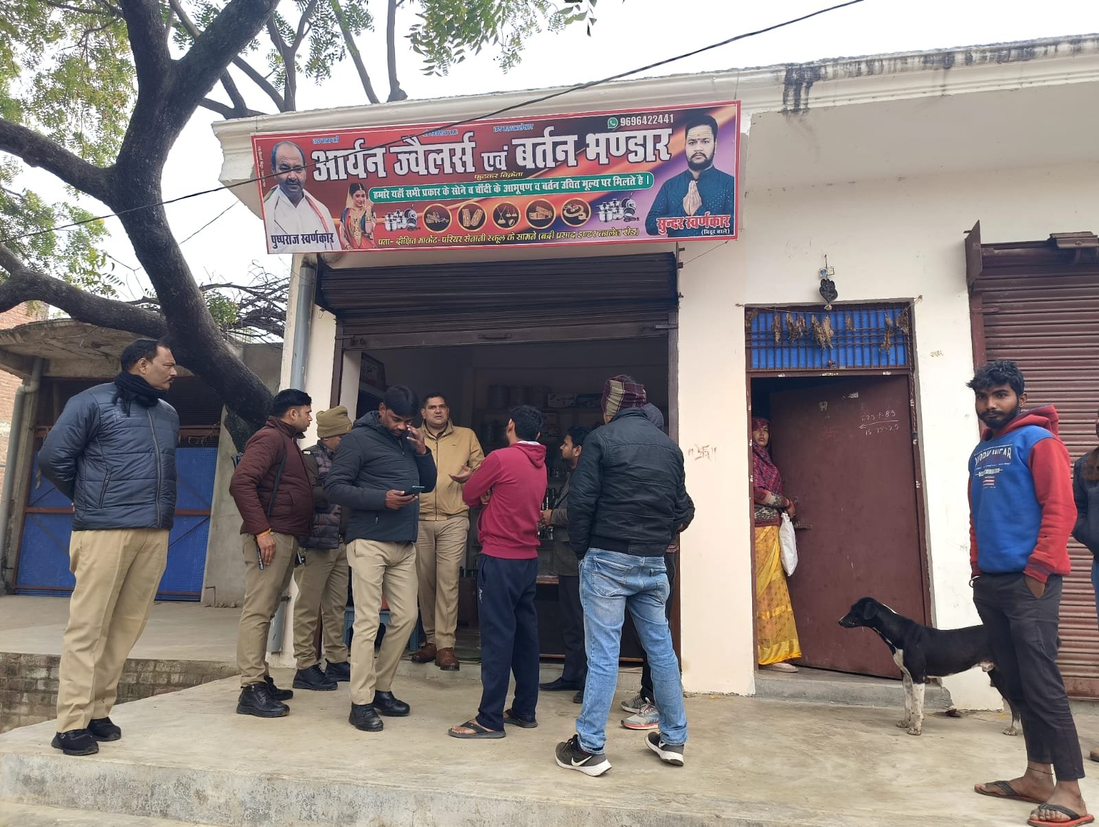 परियर में ज्वेलरी की दुकान में बड़ी चोरी, ढाई किलो चांदी और 10 ग्राम सोना ले उड़े चोर